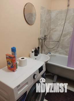 1-к квартира, посуточно, 38м2, 4/17 этаж