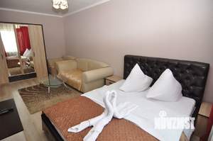 1-к квартира, посуточно, 37м2, 18/18 этаж