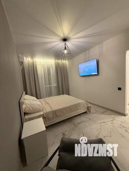 1-к квартира, посуточно, 40м2, 2/10 этаж