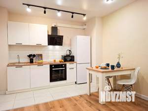 1-к квартира, посуточно, 42м2, 1/1 этаж