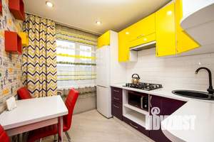 1-к квартира, посуточно, 36м2, 6/9 этаж