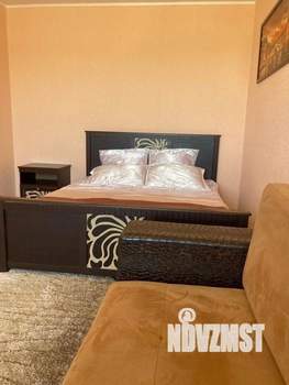 1-к квартира, посуточно, 39м2, 10/18 этаж