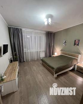 1-к квартира, посуточно, 40м2, 10/17 этаж