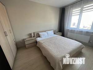 1-к квартира, посуточно, 37м2, 8/10 этаж