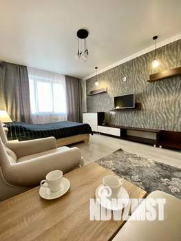 1-к квартира, посуточно, 38м2, 12/18 этаж