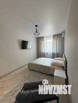 1-к квартира, посуточно, 40м2, 2/10 этаж