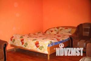 1-к квартира, посуточно, 43м2, 1/5 этаж