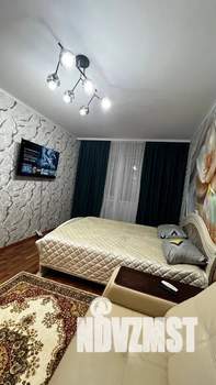 1-к квартира, посуточно, 36м2, 5/17 этаж