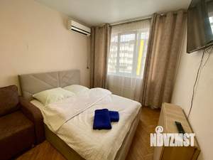 1-к квартира, посуточно, 36м2, 8/10 этаж