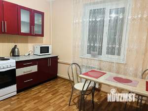 1-к квартира, посуточно, 38м2, 11/17 этаж