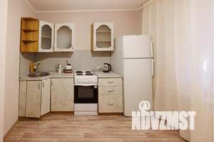 1-к квартира, посуточно, 36м2, 2/17 этаж