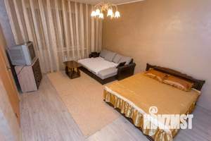 1-к квартира, посуточно, 60м2, 4/10 этаж