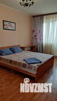 1-к квартира, посуточно, 38м2, 15/17 этаж