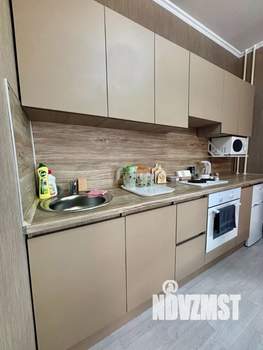 Студия квартира, посуточно, 44м2, 2/17 этаж