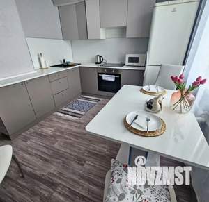 1-к квартира, посуточно, 40м2, 16/17 этаж