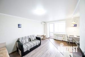 1-к квартира, посуточно, 38м2, 1/1 этаж