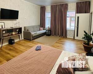 2-к квартира, посуточно, 56м2, 1/1 этаж