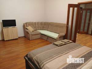 1-к квартира, посуточно, 48м2, 3/10 этаж