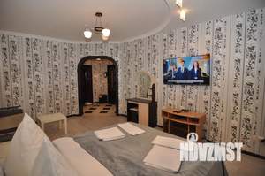 1-к квартира, посуточно, 45м2, 3/9 этаж