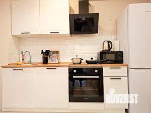 2-к квартира, посуточно, 42м2, 8/20 этаж