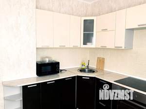 1-к квартира, посуточно, 37м2, 1/1 этаж