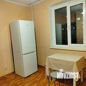 1-к квартира, на длительный срок, 38м2, 3/17 этаж
