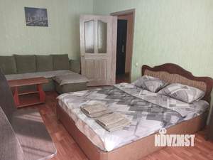 1-к квартира, посуточно, 37м2, 7/17 этаж