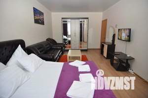 1-к квартира, посуточно, 42м2, 4/9 этаж