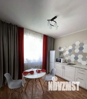 1-к квартира, посуточно, 38м2, 1/1 этаж