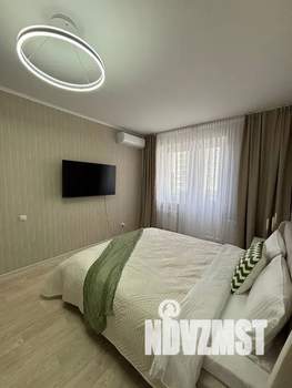 1-к квартира, посуточно, 38м2, 6/17 этаж