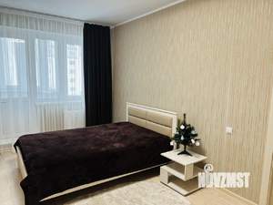 1-к квартира, посуточно, 40м2, 10/17 этаж