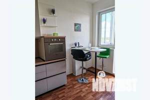 1-к квартира, посуточно, 54м2, 6/9 этаж