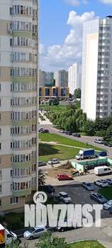 Студия квартира, посуточно, 38м2, 10/17 этаж