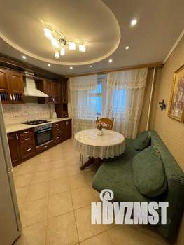 1-к квартира, посуточно, 45м2, 4/10 этаж