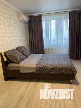 1-к квартира, посуточно, 38м2, 13/17 этаж