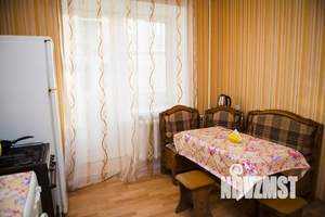 1-к квартира, посуточно, 49м2, 1/1 этаж