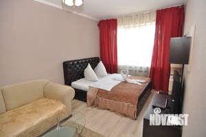 1-к квартира, посуточно, 37м2, 18/18 этаж