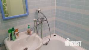 1-к квартира, посуточно, 49м2, 2/10 этаж