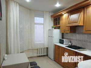 1-к квартира, посуточно, 36м2, 4/5 этаж