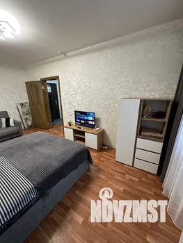 1-к квартира, посуточно, 38м2, 12/17 этаж