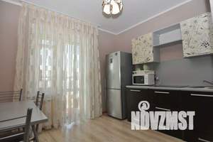 1-к квартира, посуточно, 37м2, 18/18 этаж