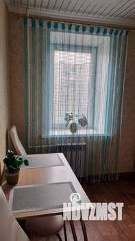 1-к квартира, посуточно, 35м2, 6/9 этаж