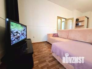 1-к квартира, посуточно, 57м2, 1/1 этаж