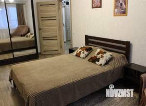 1-к квартира, посуточно, 38м2, 1/1 этаж