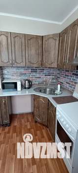 Студия квартира, посуточно, 38м2, 10/17 этаж