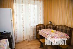 1-к квартира, посуточно, 49м2, 2/10 этаж