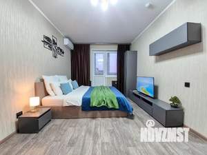 1-к квартира, посуточно, 37м2, 1/1 этаж