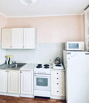 1-к квартира, на длительный срок, 38м2, 2/17 этаж