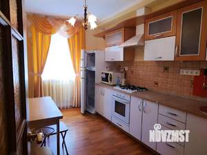 3-к квартира, на длительный срок, 100м2, 1/2 этаж