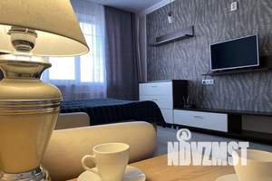 1-к квартира, посуточно, 38м2, 12/18 этаж